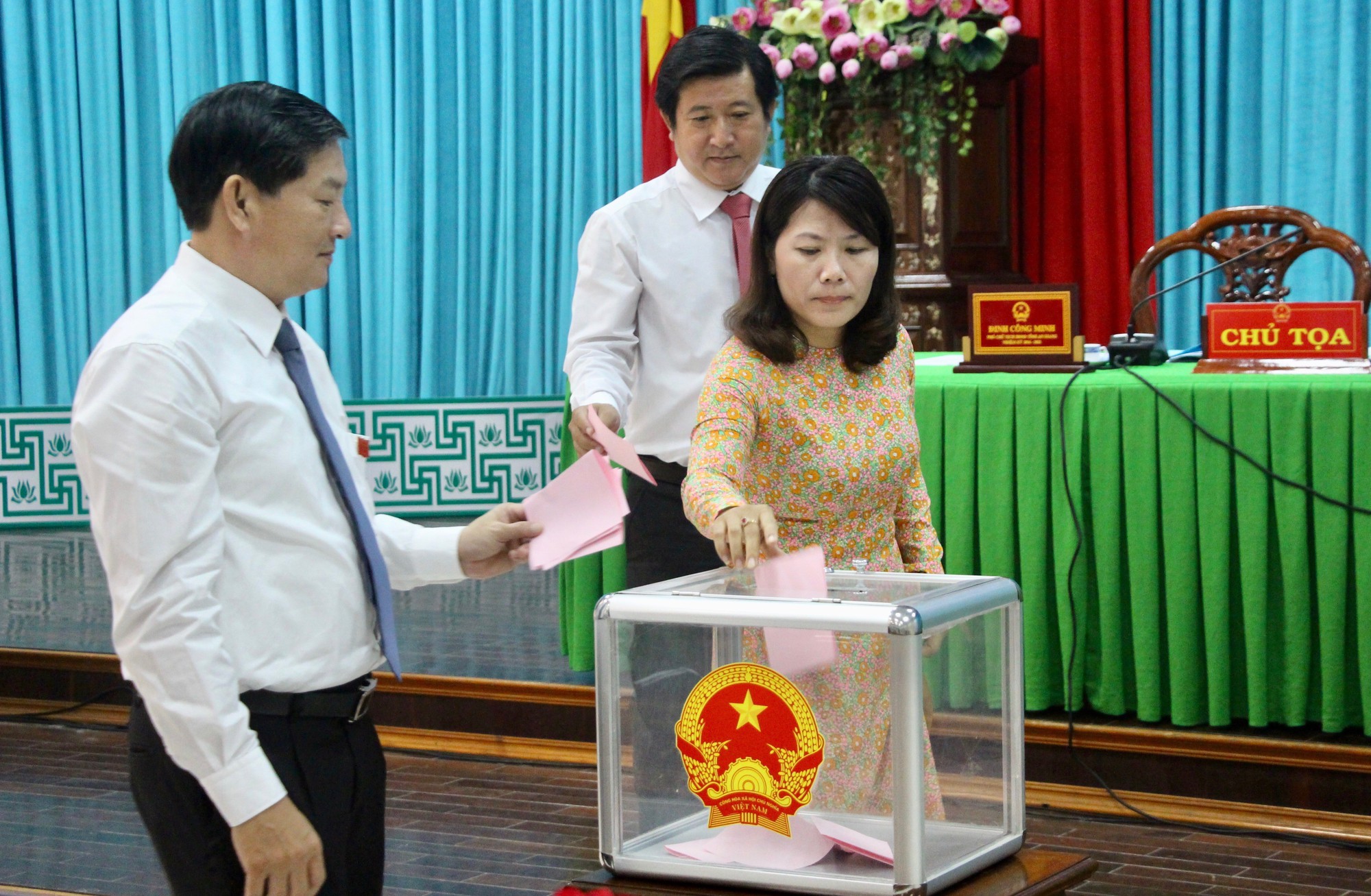 Chân dung tân Chủ tịch tỉnh An Giang - Ảnh 1. Chân dung tân Chủ tịch tỉnh An Giang - Ảnh 1.