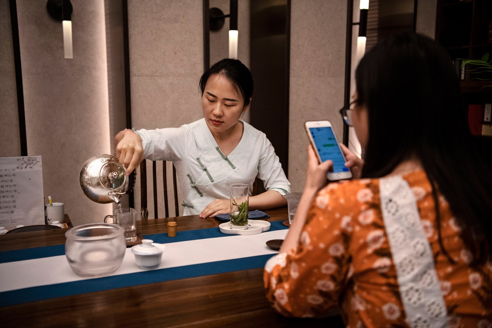 Bên trong Huawei: Đế chế công nghệ bí ẩn của thế giới nhưng là niềm mơ ước của người lao động Trung Quốc - Ảnh 15. Bên trong Huawei: Đế chế công nghệ bí ẩn của thế giới nhưng là niềm mơ ước của người lao động Trung Quốc - Ảnh 15.