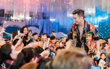 Đàm Vĩnh Hưng và nghịch lí mang tên 'sự tẩy chay'