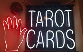 Tử vi hôm nay (29/5) qua lá bài Tarot: Tìm kiếm sự chú ý