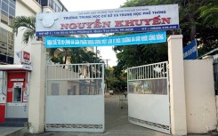Thông tin Trường THCS-THPT Nguyễn Khuyến bán thương hiệu: 'Đa phần phụ huynh đều đồng ý'