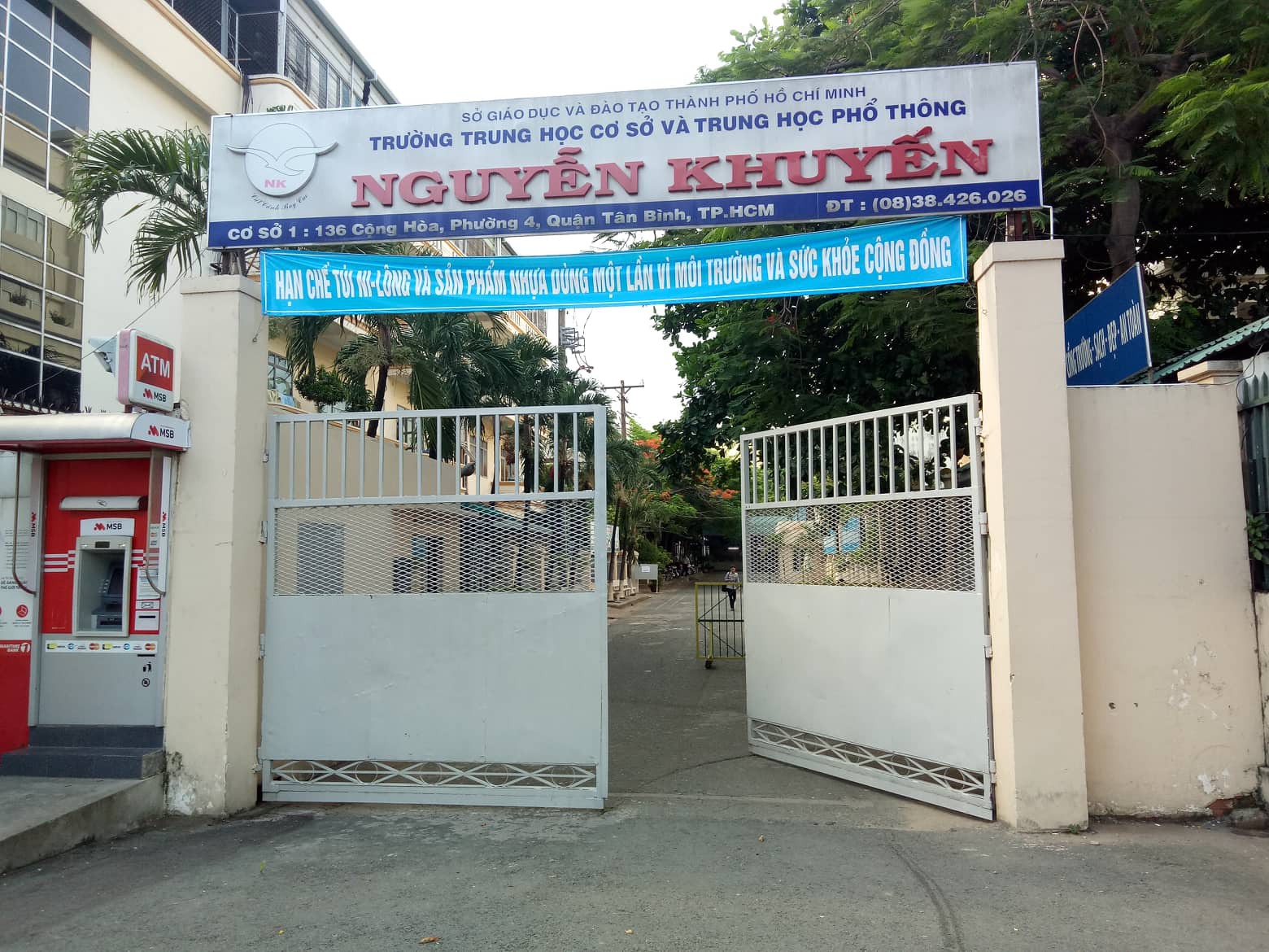 Thông tin Trường THCS-THPT Nguyễn Khuyến bán thương hiệu: Đa phần phụ huynh đều đồng ý - Ảnh 1. Thông tin Trường THCS-THPT Nguyễn Khuyến bán thương hiệu: Đa phần phụ huynh đều đồng ý - Ảnh 1.