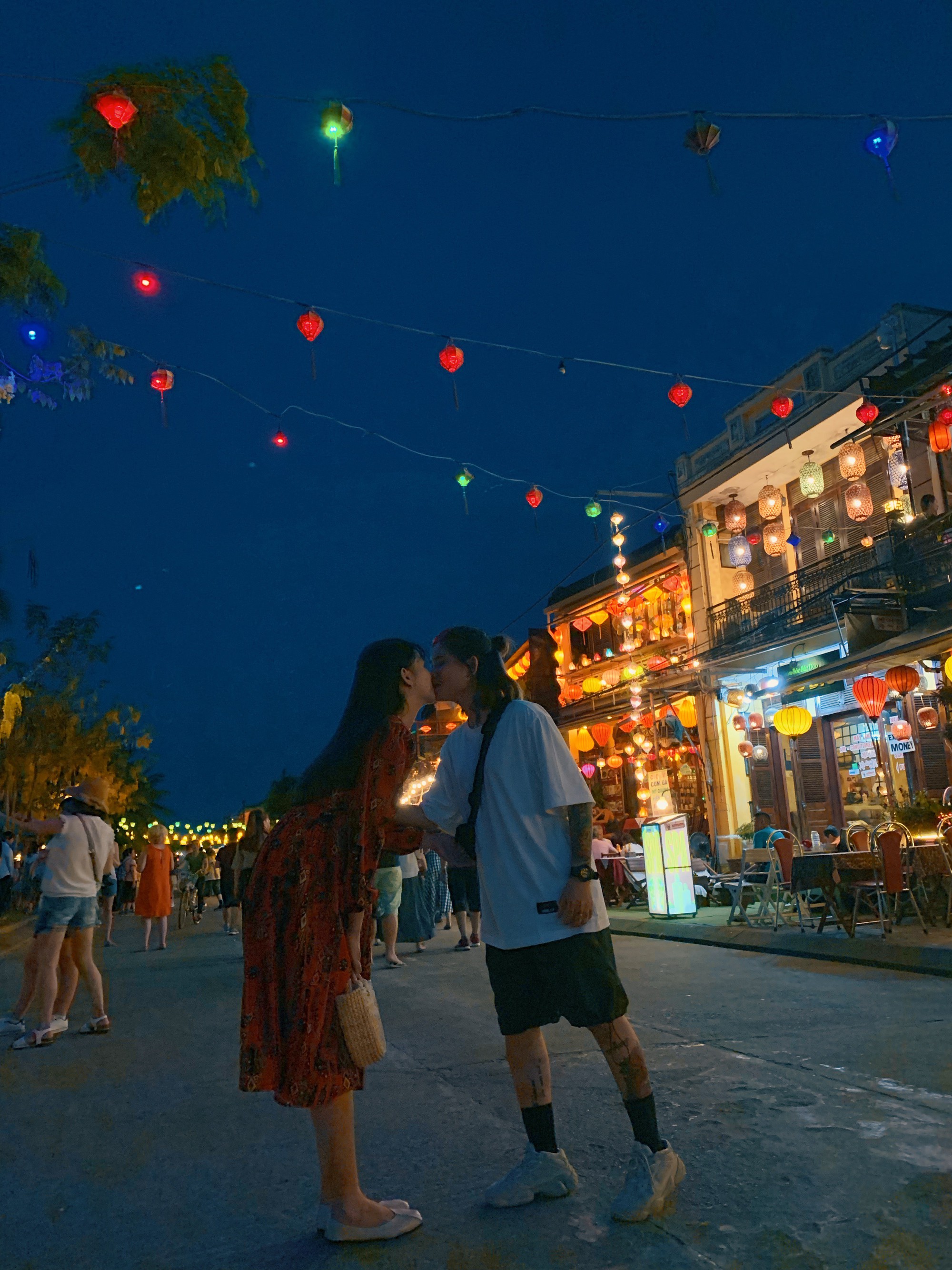 Hé lộ những bí mật đằng sau cuộc sống hạnh phúc của cặp đôi đồng tính Bích Thuận - Đỗ Quỳnh - Ảnh 1. Hé lộ những bí mật đằng sau cuộc sống hạnh phúc của cặp đôi đồng tính Bích Thuận - Đỗ Quỳnh - Ảnh 1.