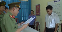 Vụ gian lận điểm thi ở Sơn La: Khai trừ Đảng 8 cựu cán bộ giáo dục và công an