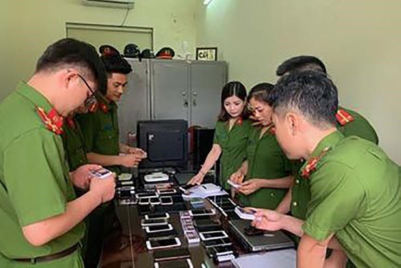 Phá đường dây đánh bạc gần 4.000 tỉ đồng - Ảnh 1. Phá đường dây đánh bạc gần 4.000 tỉ đồng - Ảnh 1.