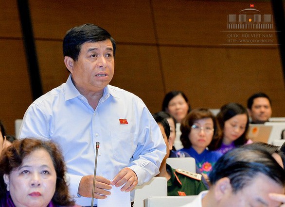 Bộ trưởng Nguyễn Chí Dũng: Quốc hội duyệt hết được 9.000 dự án đầu tư công không? - Ảnh 3. Bộ trưởng Nguyễn Chí Dũng: Quốc hội duyệt hết được 9.000 dự án đầu tư công không? - Ảnh 3.