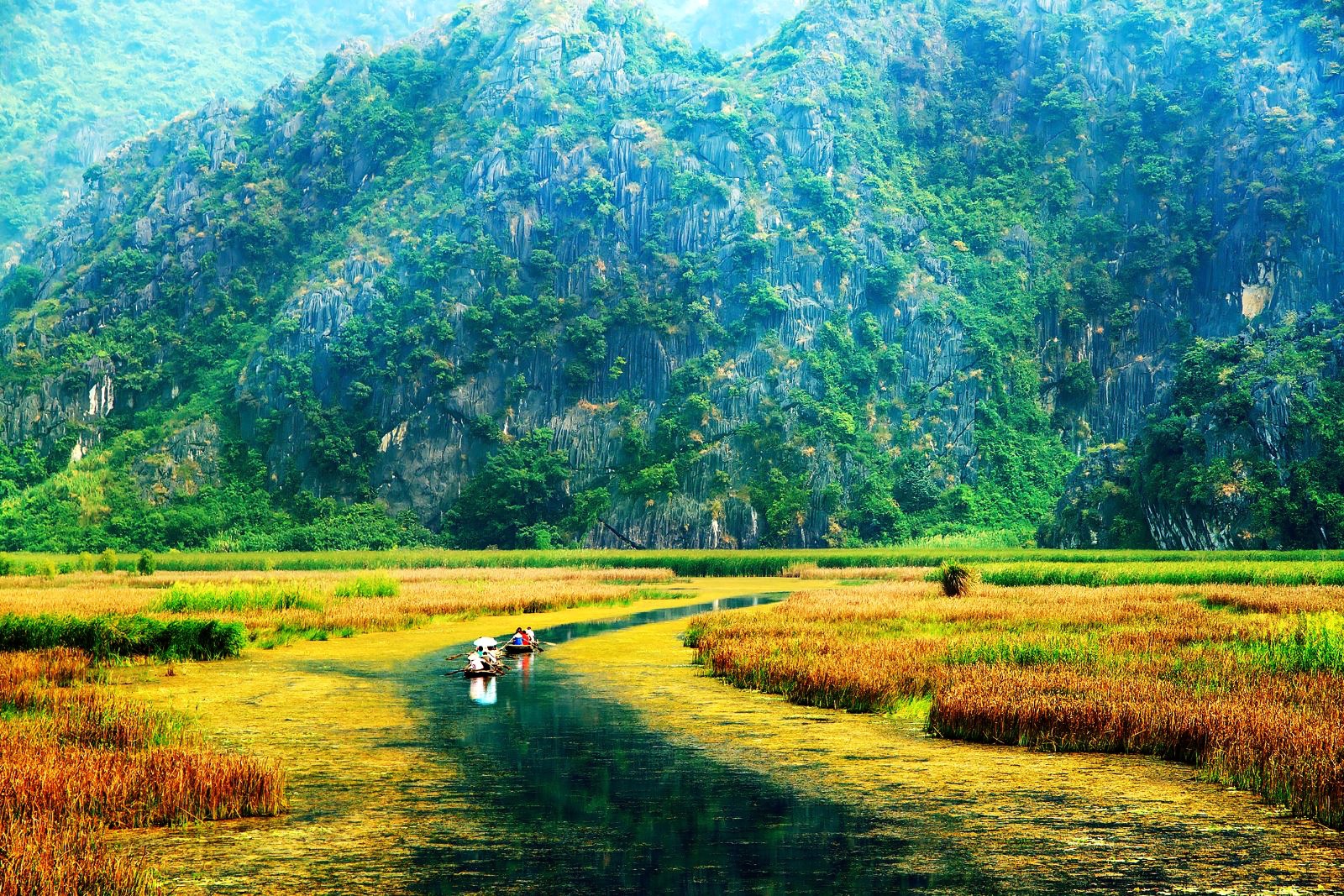 Ngắm trọn mùa vàng Tam Cốc tại Vạn Lý Trường Thành Việt Nam - Ảnh 1. Ngắm trọn mùa vàng Tam Cốc tại Vạn Lý Trường Thành Việt Nam - Ảnh 1.