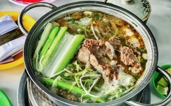 Quán lẩu bò nổi tiếng khiến người Sài Gòn lặn lội hàng chục cây số đến thưởng thức