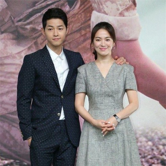 Song Joong Ki lên tiếng về tin đồn ngoại tình, hôn nhân trục trặc - Ảnh 5. Song Joong Ki lên tiếng về tin đồn ngoại tình, hôn nhân trục trặc - Ảnh 5.