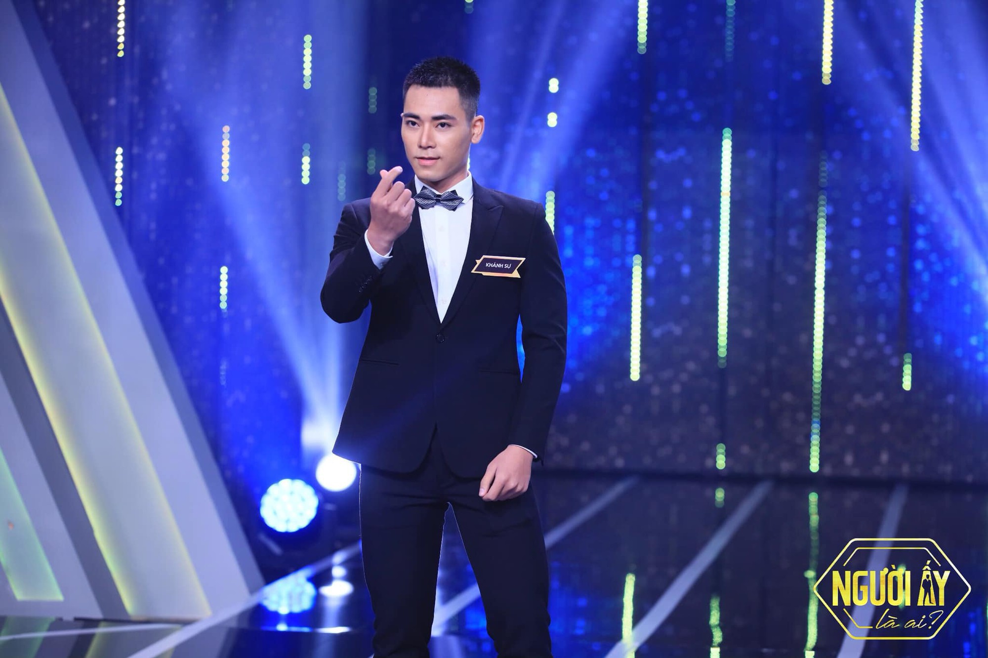 Những cực phẩm LGBT khiến chị em mê mệt trong show Người ấy là ai mùa 2 - Ảnh 9. Những cực phẩm LGBT khiến chị em mê mệt trong show Người ấy là ai mùa 2 - Ảnh 9.