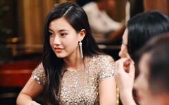 Tiết lộ tài sản khủng của phụ huynh chi 6,5 triệu USD chạy trường cho con