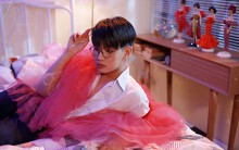 Đào Bá Lộc hóa thành búp bê barbie trong MV mới