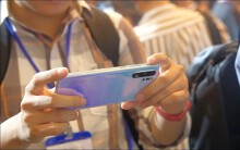 Huawei đang hỗ trợ tối đa để khách chuyển từ Samsung, iPhone sang mua P30/P30 Pro
