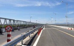 Thông xe cầu Đà Rằng mới dài 1,6km đầu tư hơn 340 tỉ đồng