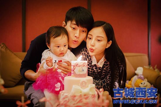 Mê mẩn vẻ đáng yêu của các thiên thần nhí nhà sao Hoa ngữ - Ảnh 15. Mê mẩn vẻ đáng yêu của các thiên thần nhí nhà sao Hoa ngữ - Ảnh 15.