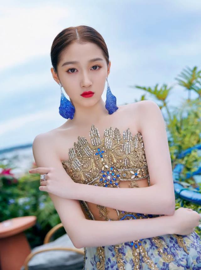 Sao nhí Hoa ngữ đình đám một thời giờ ra sao? - Ảnh 8. Sao nhí Hoa ngữ đình đám một thời giờ ra sao? - Ảnh 8.