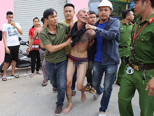 Sát thủ mang tên ngáo đá gây ra hàng loạt thảm án kinh hoàng - Ảnh 2. Sát thủ mang tên ngáo đá gây ra hàng loạt thảm án kinh hoàng - Ảnh 2.