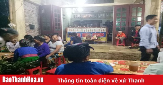 Gia cảnh khốn khó của cậu bé bị sát hại trong trường học - Ảnh 1.