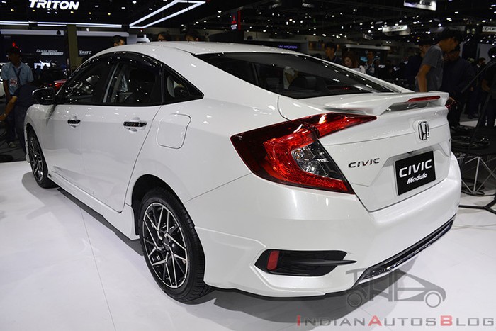 Giá xe lăn bánh Honda Civic 2019 tháng 5/2019 thêm phiên bản RS mới - Ảnh 2. Giá xe lăn bánh Honda Civic 2019 tháng 5/2019 thêm phiên bản RS mới - Ảnh 2.