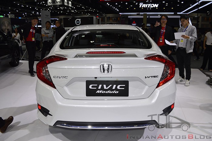 Giá xe lăn bánh Honda Civic 2019 tháng 5/2019 thêm phiên bản RS mới - Ảnh 3. Giá xe lăn bánh Honda Civic 2019 tháng 5/2019 thêm phiên bản RS mới - Ảnh 3.
