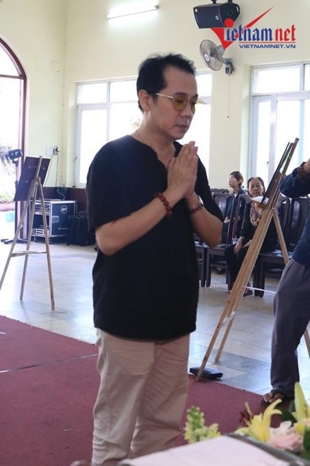 NSƯT Thành Lộc: Anh Lê Bình ra đi, tôi mừng hơn là buồn - Ảnh 2. NSƯT Thành Lộc: Anh Lê Bình ra đi, tôi mừng hơn là buồn - Ảnh 2.
