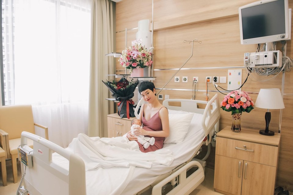 Sao Việt hôm nay (4/5): Tóc Tiên đau lòng khi cha mẹ coi là kẻ thất bại, Bảo Thy đáp trả antifan - Ảnh 2. Sao Việt hôm nay (4/5): Tóc Tiên đau lòng khi cha mẹ coi là kẻ thất bại, Bảo Thy đáp trả antifan - Ảnh 2.