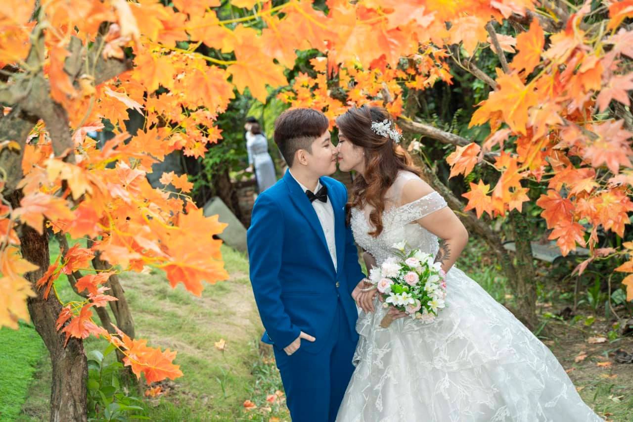 Chuyện tình của cặp đồng tính nữ: Chụp ảnh cưới trước rồi xin phép ba mẹ - Ảnh 7. Chuyện tình của cặp đồng tính nữ: Chụp ảnh cưới trước rồi xin phép ba mẹ - Ảnh 7.