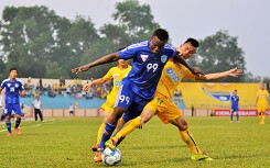 Kết quả FLC Thanh Hóa vs Quảng Nam: Lê Văn Thắng lập công, Thanh Hóa vỡ òa cùng chiến thắng đầu tay
