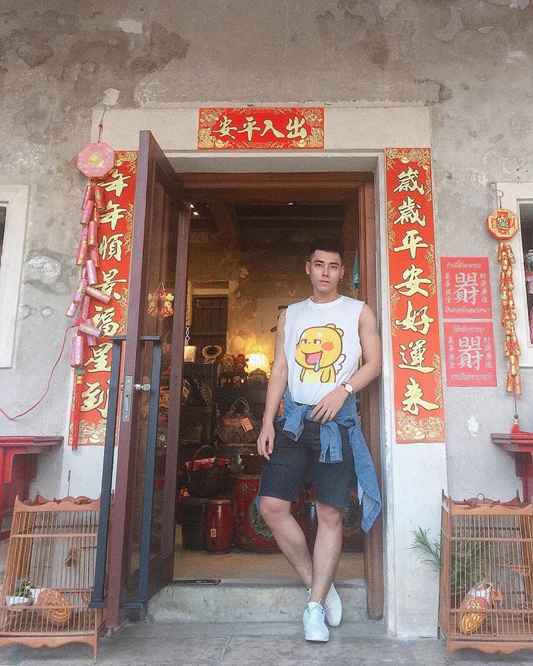 Khánh Sự - cực phẩm LGBT sở hữu những set đồ vừa đơn giản vừa thu hút - Ảnh 2.