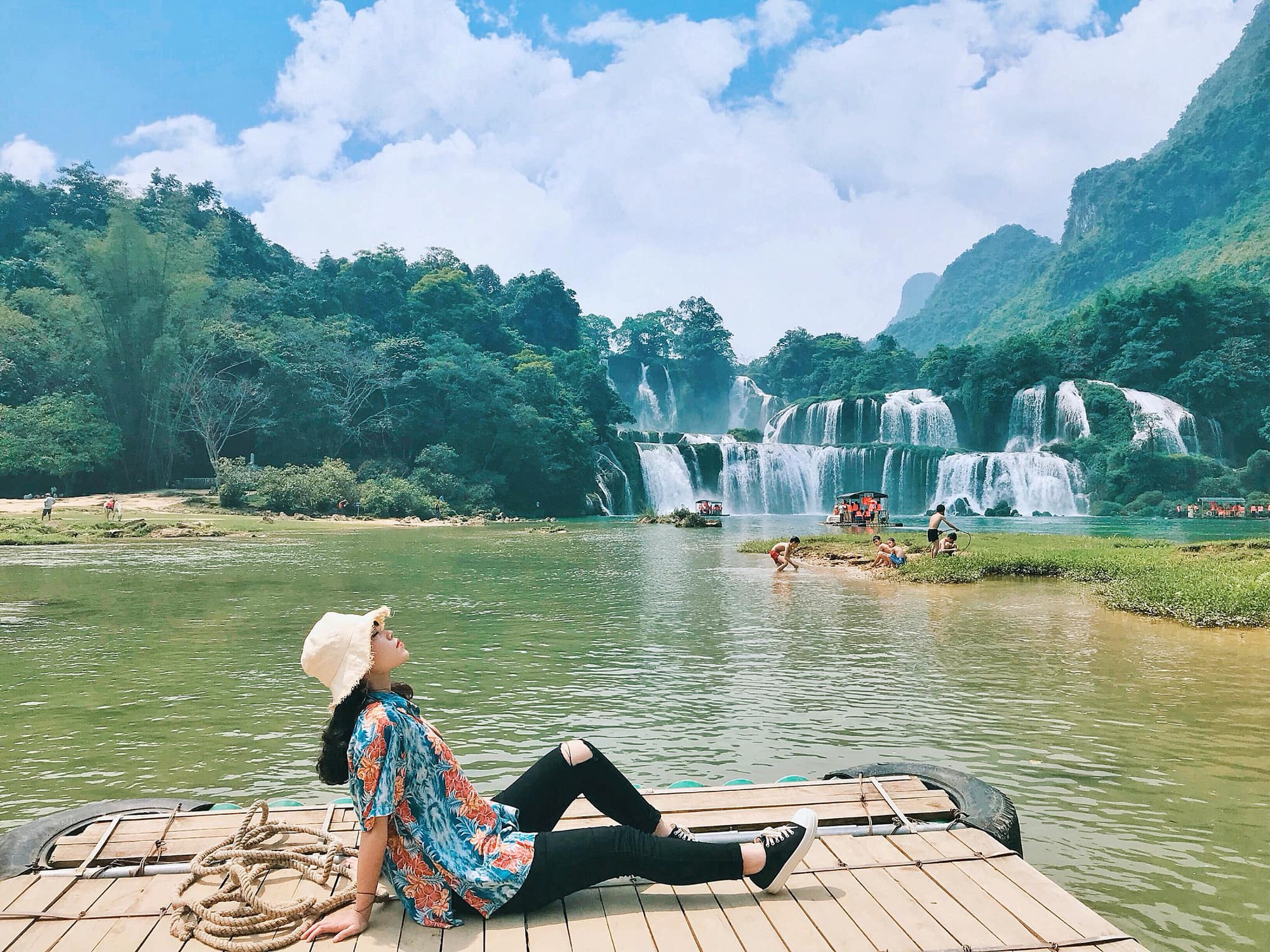 Học cách trốn nắng của cô nàng 9x: Đến Cao Bằng check-in chỉ với 1 triệu đồng - Ảnh 6. Học cách trốn nắng của cô nàng 9x: Đến Cao Bằng check-in chỉ với 1 triệu đồng - Ảnh 6.