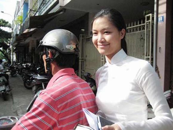 Ngây ngất vẻ đẹp thời nữ sinh của mĩ nhân Việt - Ảnh 9. Ngây ngất vẻ đẹp thời nữ sinh của mĩ nhân Việt - Ảnh 9.