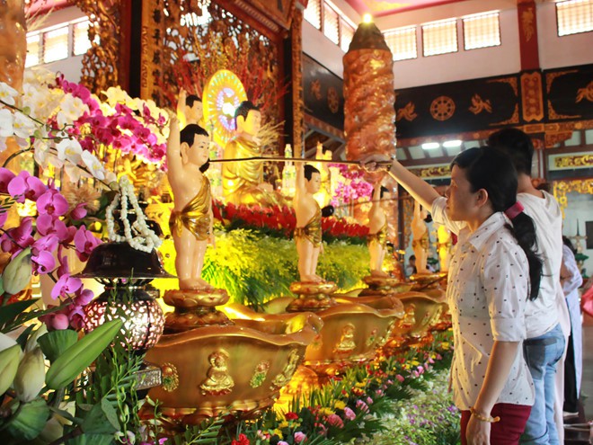 Ý nghĩa thực sự của ngày lễ Phật Đản - Ảnh 2.