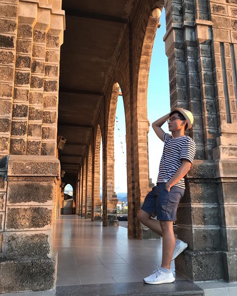 Nhà thờ Núi Nha Trang lên hình đẹp tựa trời Tây hút giới trẻ check-in - Ảnh 9.