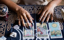 Tử vi hôm nay (07/5) qua lá bài Tarot: Như chơi trò tung hứng
