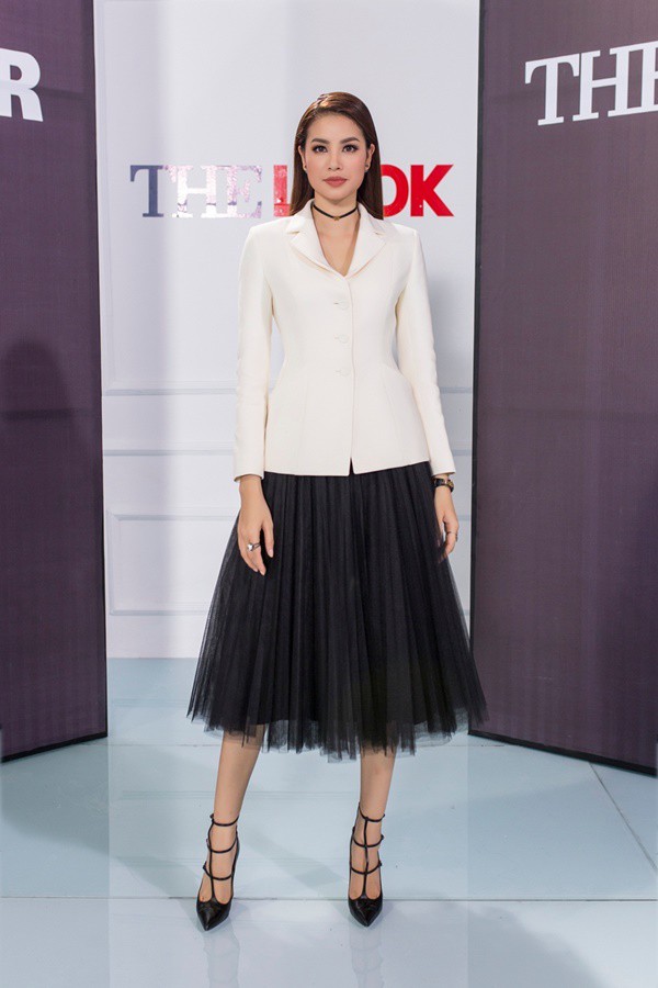 Thời trang của Phạm Hương thay đổi ra sao sau 9 năm dấn thân vào showbiz? - Ảnh 11. Thời trang của Phạm Hương thay đổi ra sao sau 9 năm dấn thân vào showbiz? - Ảnh 11.