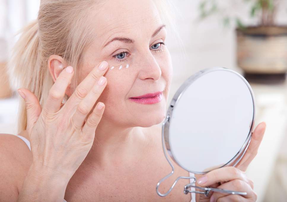 Các lỗi dưỡng da buổi sáng chị em thường mắc phải - Ảnh 6. Các lỗi dưỡng da buổi sáng chị em thường mắc phải - Ảnh 6.