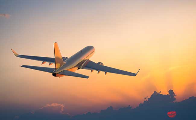 Giá vé máy bay nội địa không được vượt quá 3,75 triệu đồng - Ảnh 1. Giá vé máy bay nội địa không được vượt quá 3,75 triệu đồng - Ảnh 1.