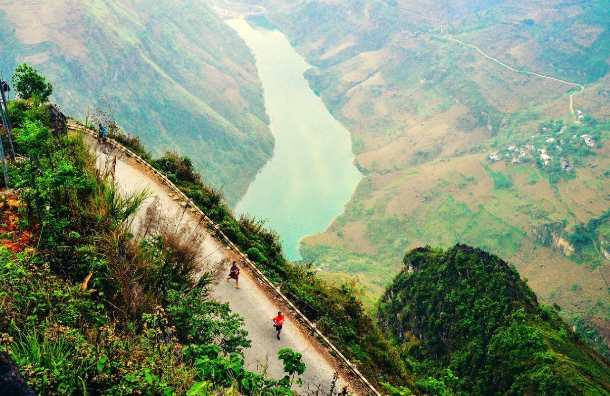 Du lịch gia đình trong 3 ngày vào mùa hè nên đi Hà Giang hay Mộc Châu? - Ảnh 1. Du lịch gia đình trong 3 ngày vào mùa hè nên đi Hà Giang hay Mộc Châu? - Ảnh 1.