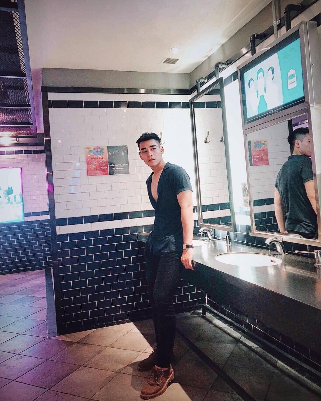 Khánh Sự - cực phẩm LGBT sở hữu những set đồ vừa đơn giản vừa thu hút - Ảnh 8.