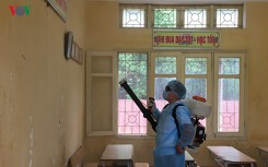 Hàng trăm giáo viên, học sinh trường dân tộc nội trú bị ốm bất thường