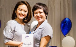 Người mẹ cho con học trường làng dù được 3 học bổng Mỹ