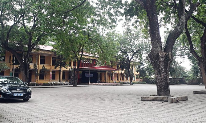 Bố nam sinh lớp 10 ở Phú Thọ: Con tôi ở nhà ngoan, không làm những chuyện như thế - Ảnh 2. Bố nam sinh lớp 10 ở Phú Thọ: Con tôi ở nhà ngoan, không làm những chuyện như thế - Ảnh 2.