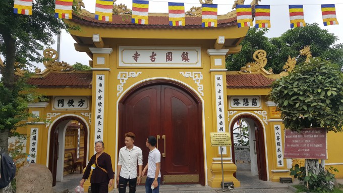 Cùng đón Đại lễ Phật Đản tại những ngôi chùa nổi tiếng ở Hà Nội - Ảnh 4.