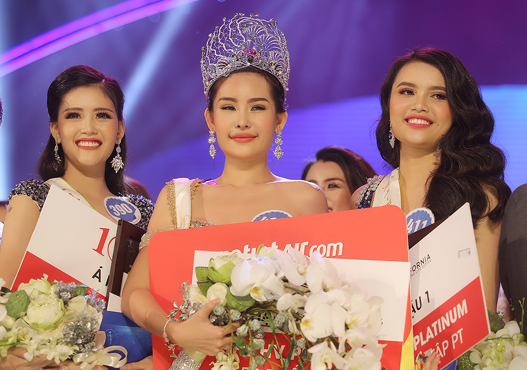 Thực hư về cuộc thi Lê Âu Ngân Anh từng đăng quang vượt mặt Cục Nghệ thuật Biểu diễn - Ảnh 1. Thực hư về cuộc thi Lê Âu Ngân Anh từng đăng quang vượt mặt Cục Nghệ thuật Biểu diễn - Ảnh 1.