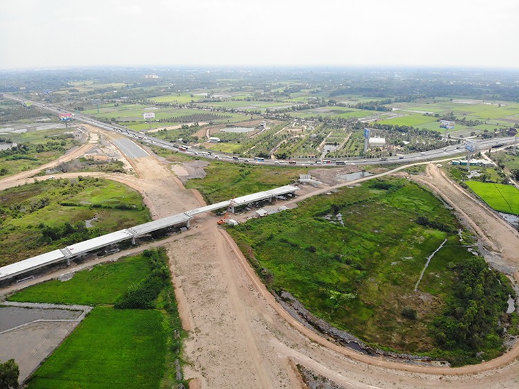 Tiền Giang ứng 260 tỉ đồng tháo nút thắt cao tốc Trung Lương - Mỹ Thuận - Ảnh 1. Tiền Giang ứng 260 tỉ đồng tháo nút thắt cao tốc Trung Lương - Mỹ Thuận - Ảnh 1.