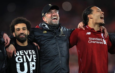 BLV Quang Huy: ‘Sự điên rồ của Liverpool đè bẹp Barca chơi chủ quan’ - Ảnh 2.