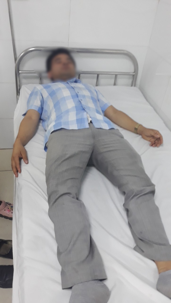 Thầy giáo dạy lái xe sờ đùi, bị nữ học viên chửi bới, đánh tới tấp ở Hà Nội lên tiếng - Ảnh 2. Thầy giáo dạy lái xe sờ đùi, bị nữ học viên chửi bới, đánh tới tấp ở Hà Nội lên tiếng - Ảnh 2.