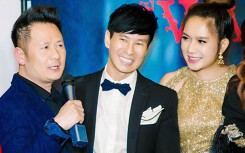 Vợ chồng Lý Hải - Minh Hà rạng rỡ trong ngày đưa phim sang Mỹ