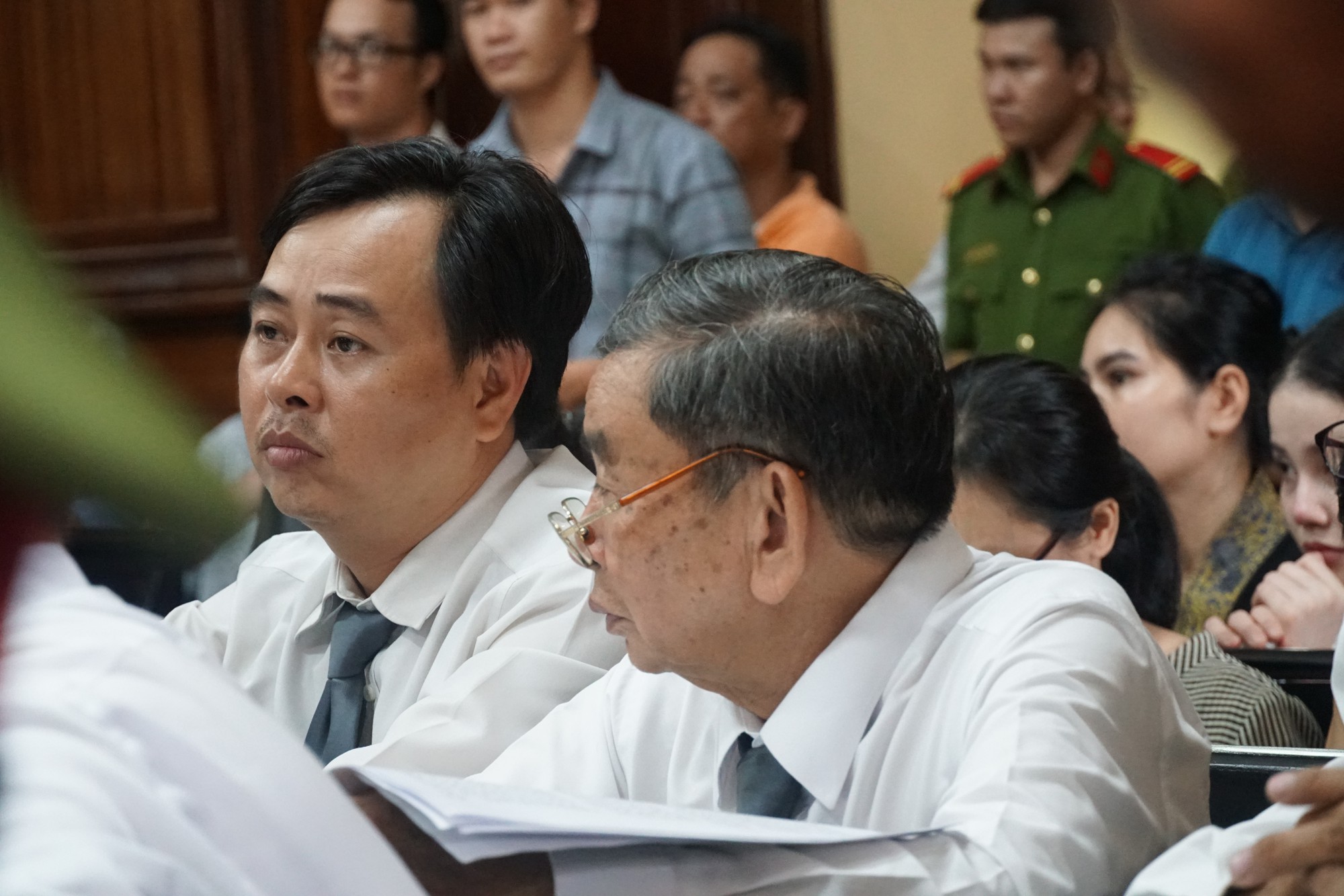Trùm ma túy Văn Kính Dương lớn tiếng đối đầu kiểm sát viên - Ảnh 4.