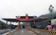 BOT Hòa Lạc - Hòa Bình: Người dân mua xe không sang tên đổi chủ vẫn 'đòi' miễn giảm
